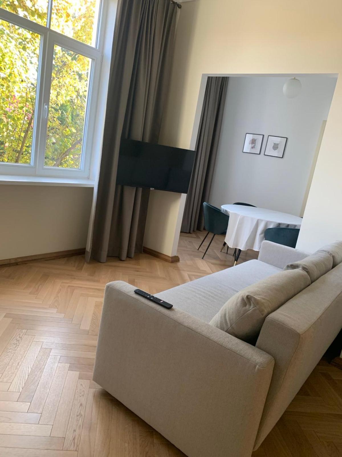Kaunas Embassy Apartments Buitenkant foto